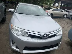 Toyota Camry 2013 Silver