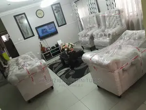 Complete Set Chesterfield Sofa With 2 Kings Chair
