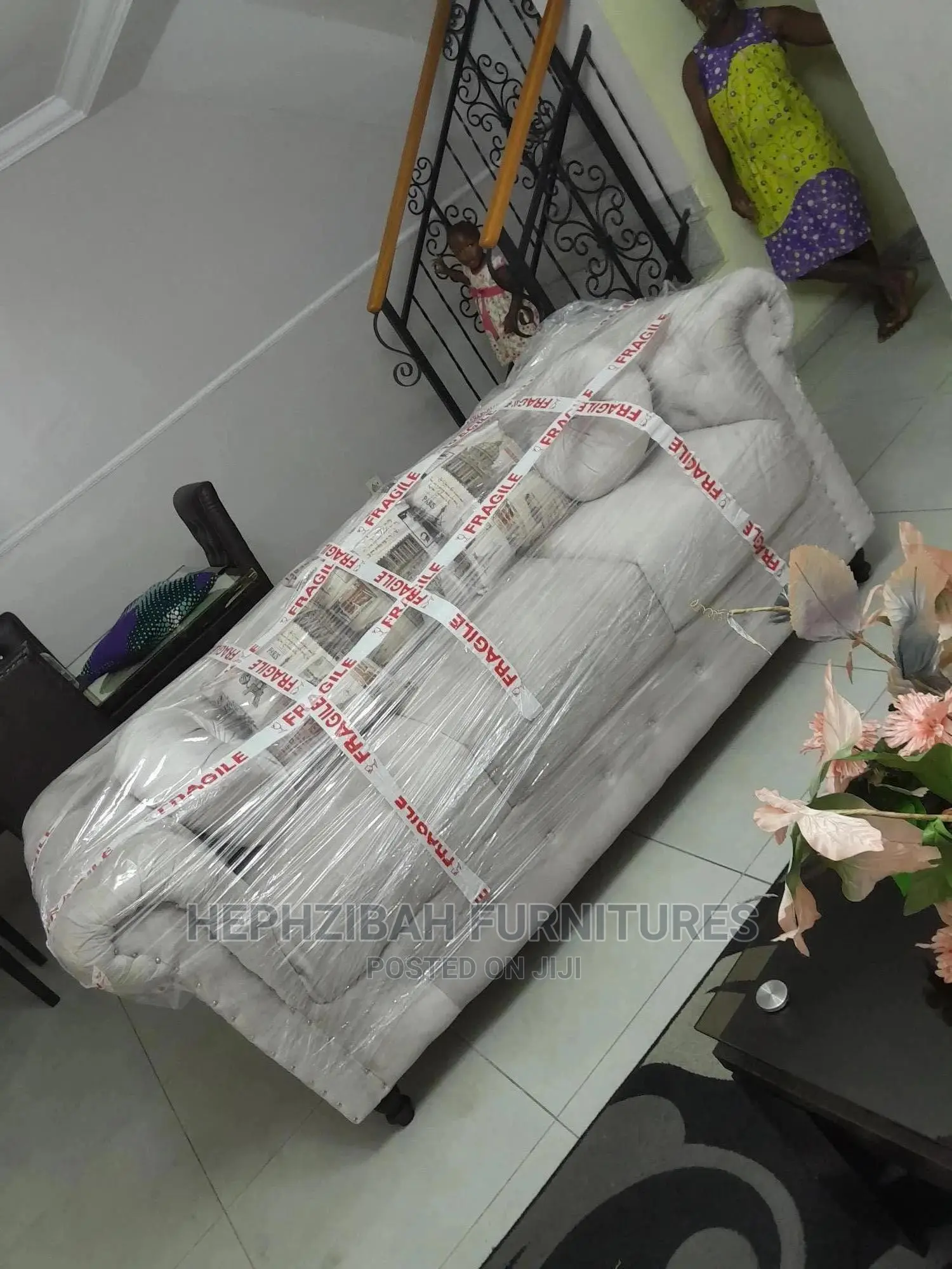 Quality Chesterfield Sofa With Pillows