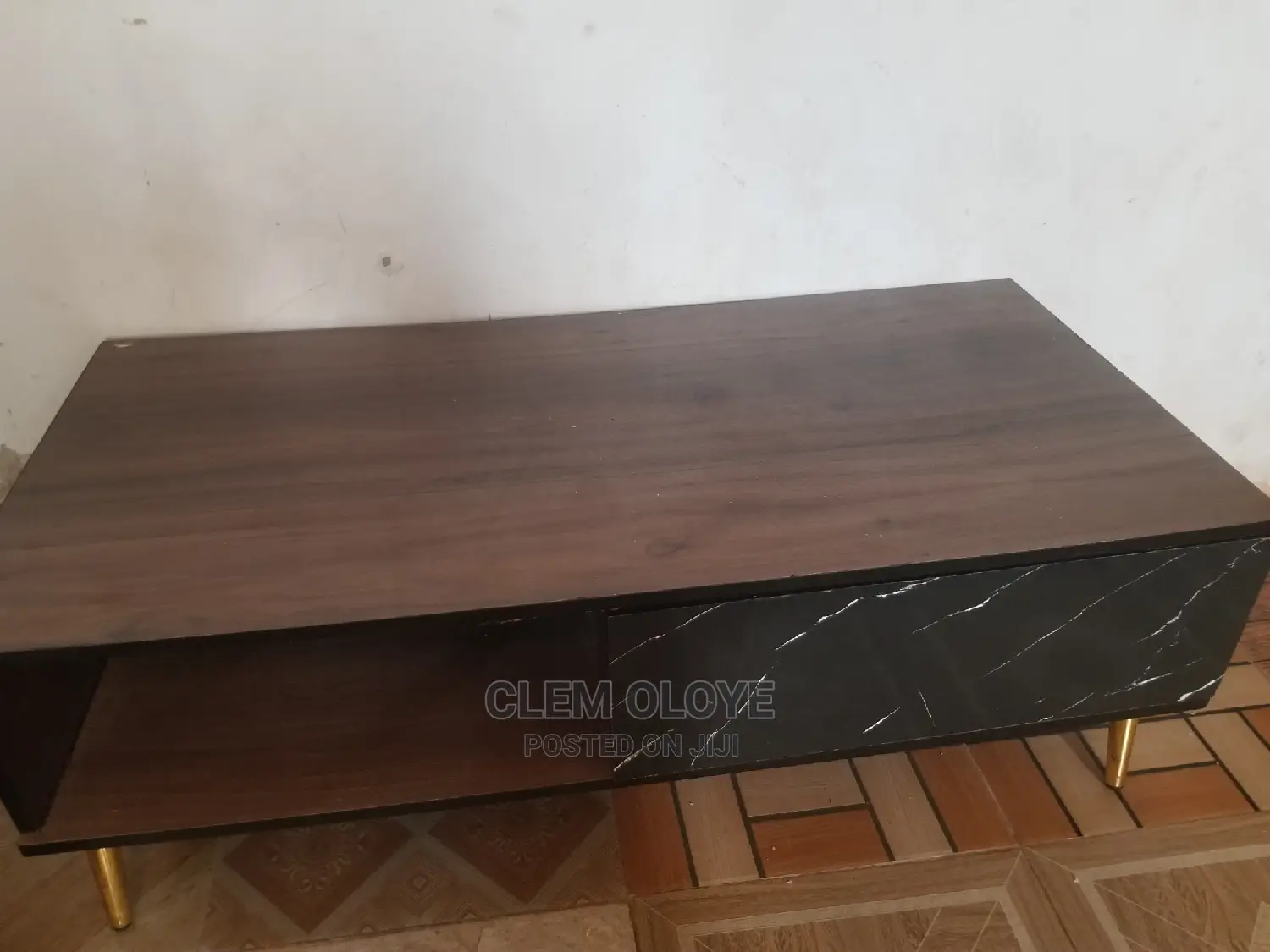 Standard Size Center Table