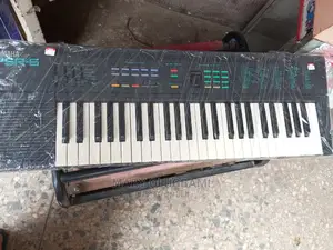 Yamaha PSR 6 Keyboard for Easy Learning