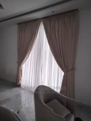 Quality Curtain With Pleat Design