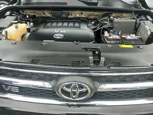 Toyota RAV4 3.5 Limited 4x4 2012 Gold