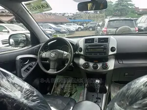 Toyota RAV4 3.5 Limited 4x4 2012 Gold