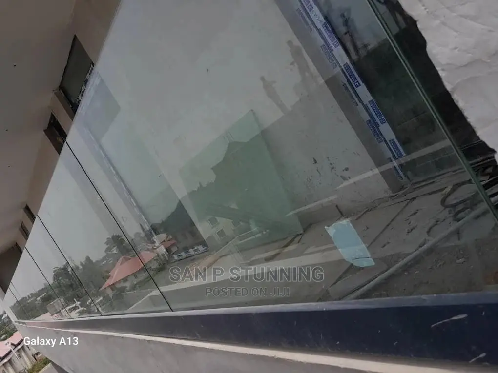 Frameless Glass Railing Design for Your Building.