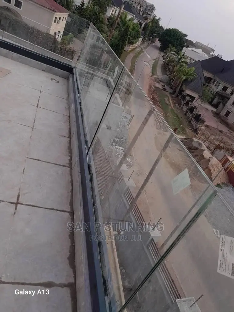 Glass Rail With Frameless Designs
