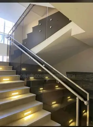 Frameless Handrail