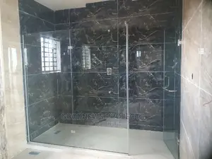 New Master Frameless Shower Glass