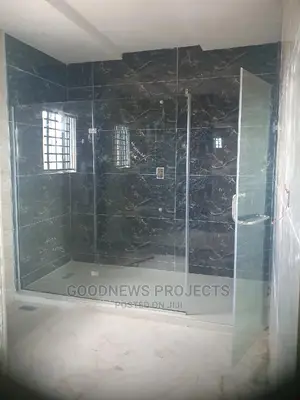 New Master Frameless Shower Glass