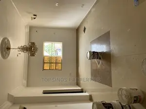3bdrm Block of Flats in Dawaki for rent