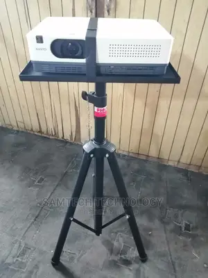 Projector and Screen Rentage