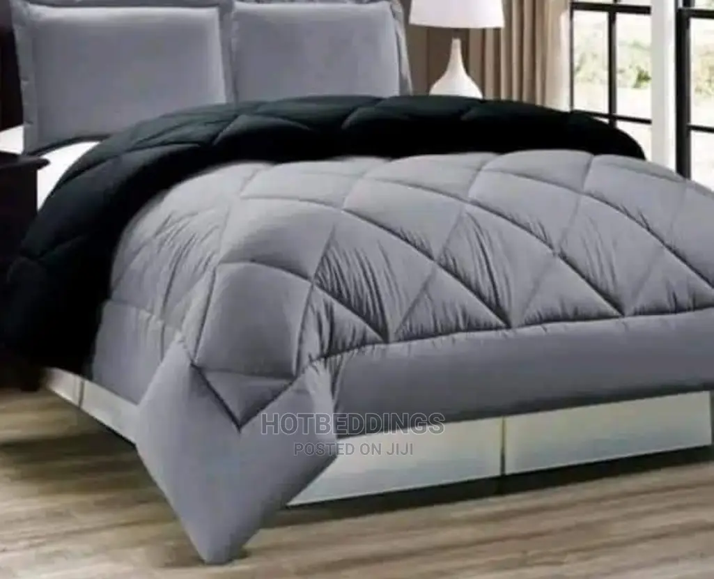 Ash/ Black Duvet, Bedsheet and 4 Pillowcases