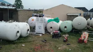Construction Of 5tons Lpg (2.5tons ×2 ) Foreign Dispenser