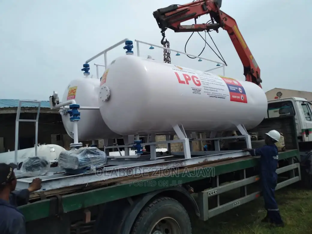 Construction Of 5tons Lpg (2.5tons ×2 ) Foreign Dispenser