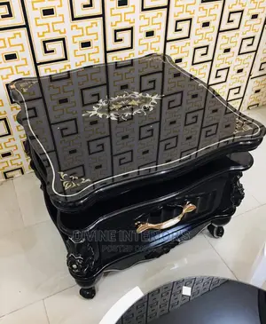 Wooden Size Stool With Drawers