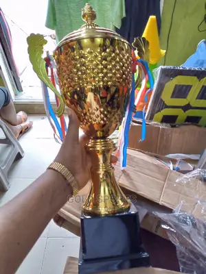 Trophy Award S02