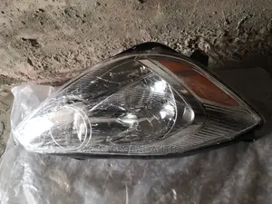 Headlamp Sienna 2004 Model