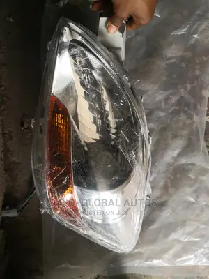 Headlamp Yaris 2008 Model