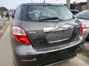 Toyota Matrix 2011 Gray