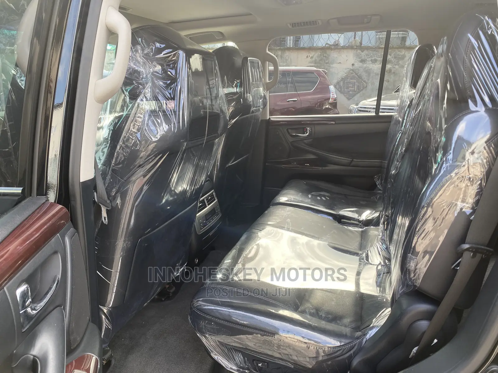 Lexus LX 570 AWD 2013 Black