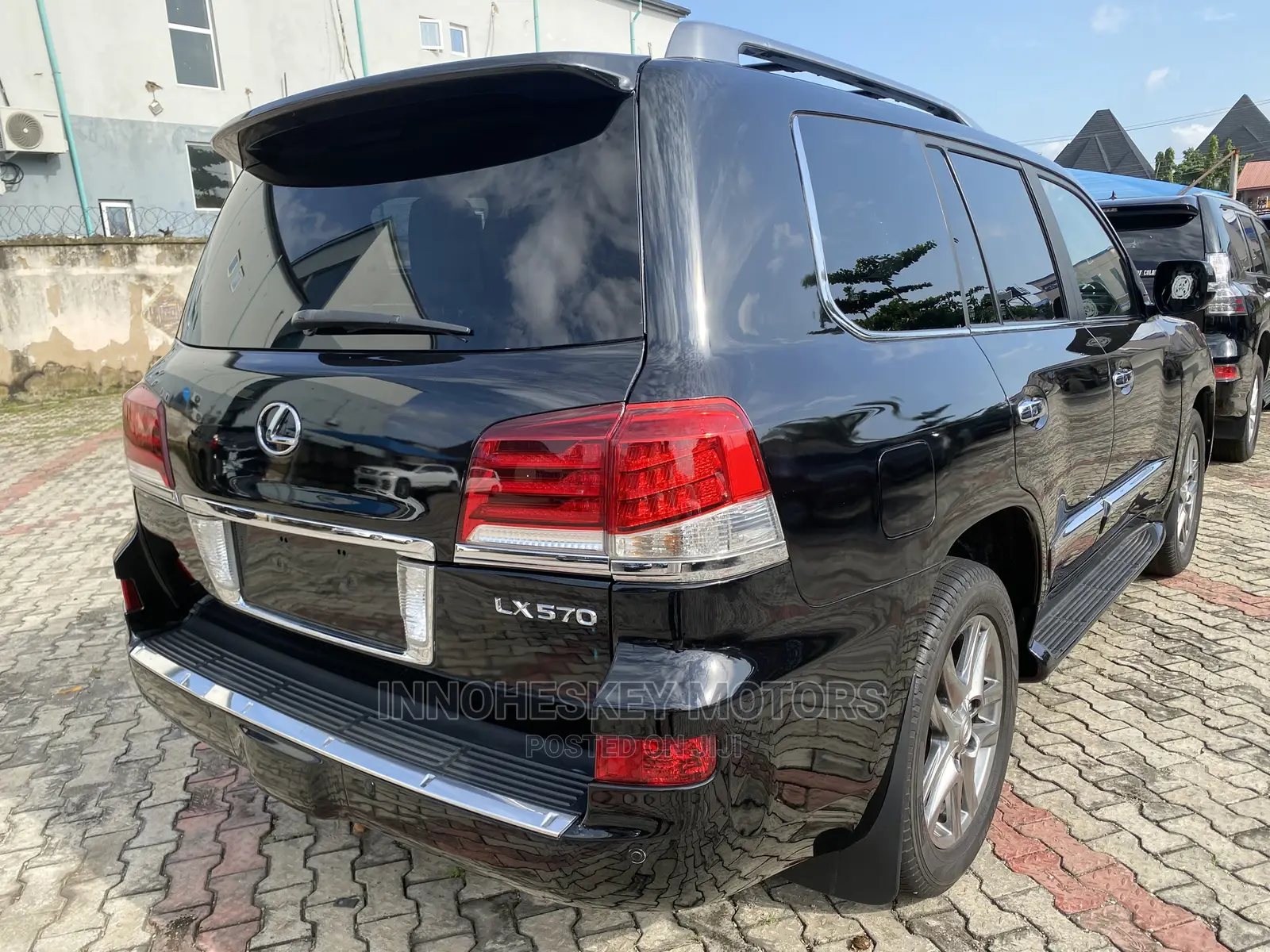 Lexus LX 570 AWD 2013 Black