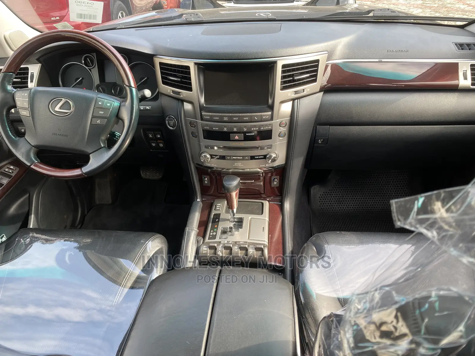 Lexus LX 570 AWD 2013 Black