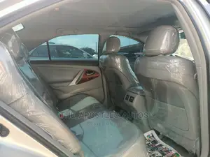 Toyota Camry 2011 Silver