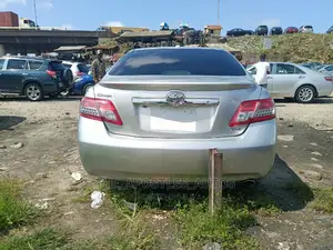 Toyota Camry 2011 Silver