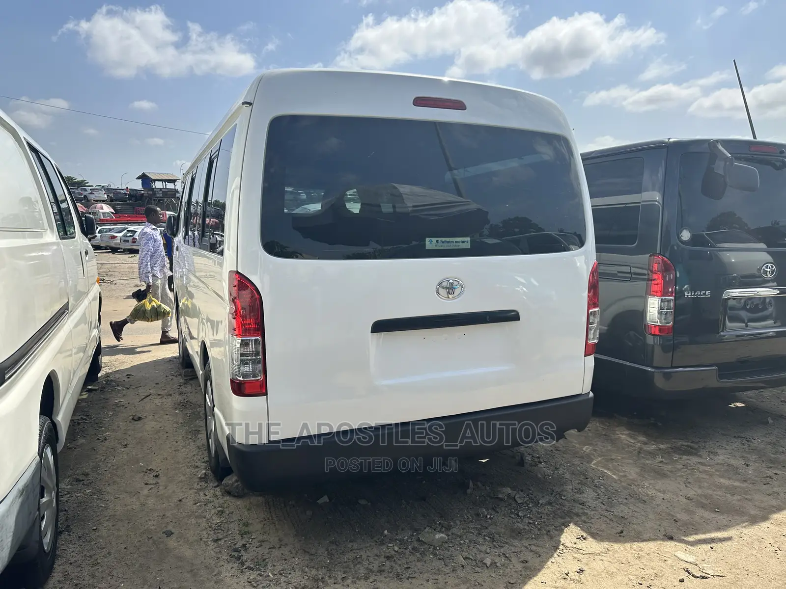 Toyota HiAce 2013 White