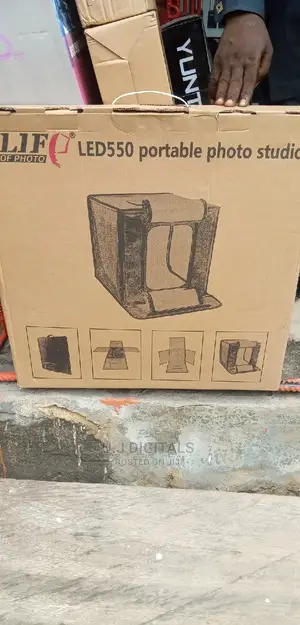 Led 550 Portable Photo Studio