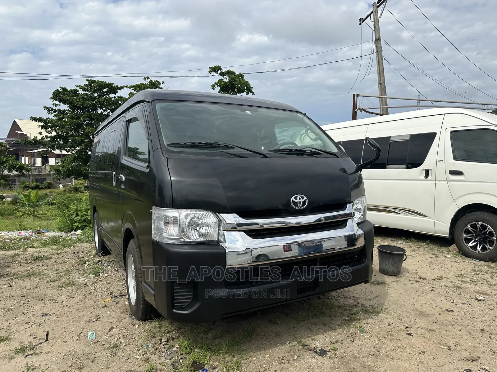 Toyota HiAce 2012 Black