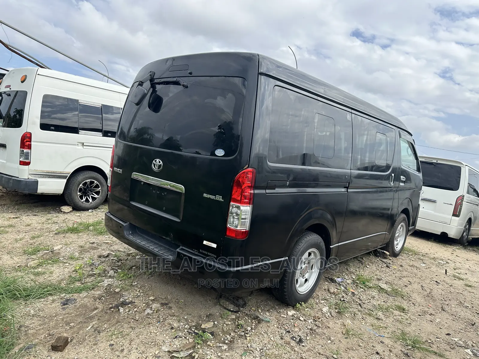 Toyota HiAce 2012 Black