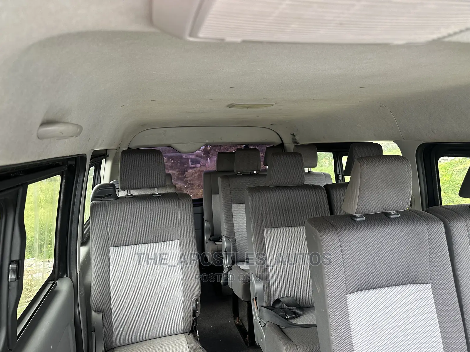 Toyota HiAce 2012 Black