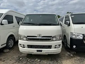 Toyota HiAce 2008 White