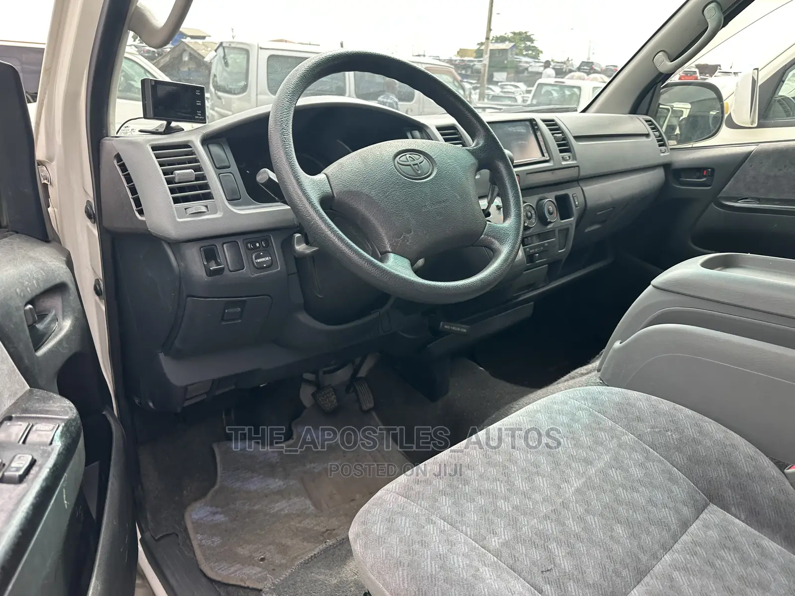 Toyota HiAce 2008 White