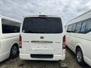 Toyota HiAce 2008 White