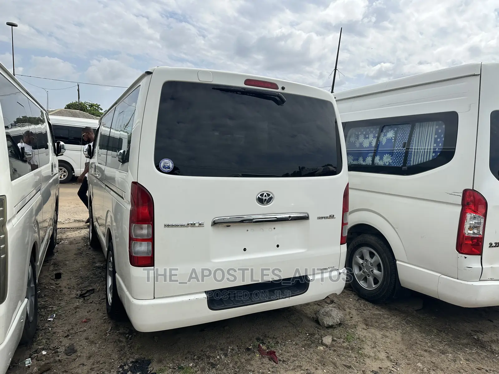 Toyota HiAce 2008 White