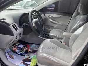 Toyota Corolla 2012 Black