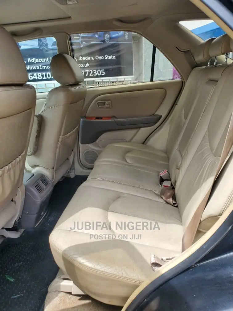Lexus RX 300 4WD 2000 Black
