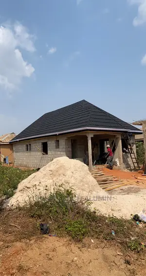 Beige Aluminum in Igbesa