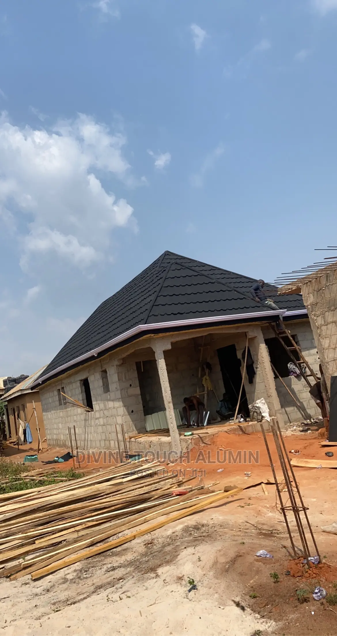 Beige Aluminum in Igbesa