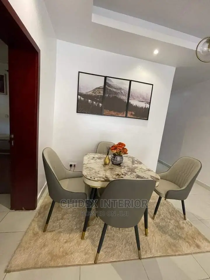 Marble Dining Table 4 Seaters