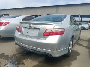 Toyota Camry 2008 Silver