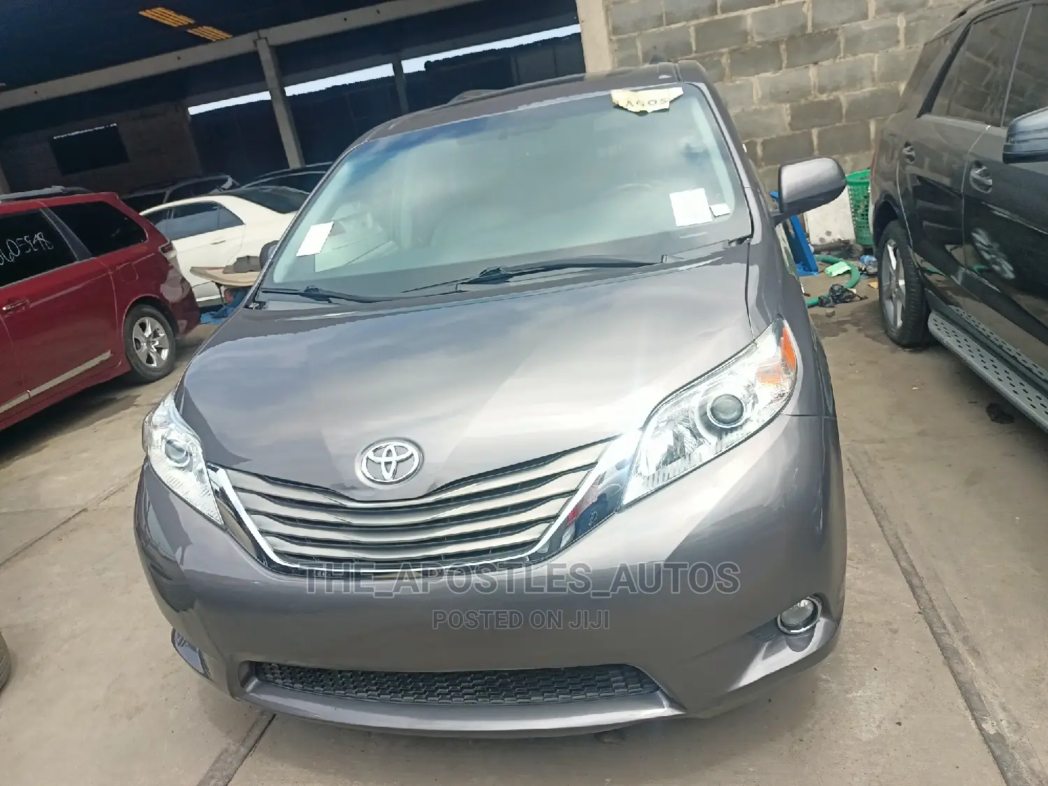 Toyota Sienna 2017 Gray