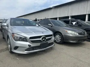 Mercedes-Benz CLA-Class 2018 Silver