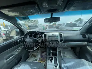 Toyota Tacoma Double Cab V6 Automatic 2010 Green