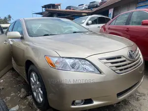 Toyota Camry 2.4 XLE 2008 Gold