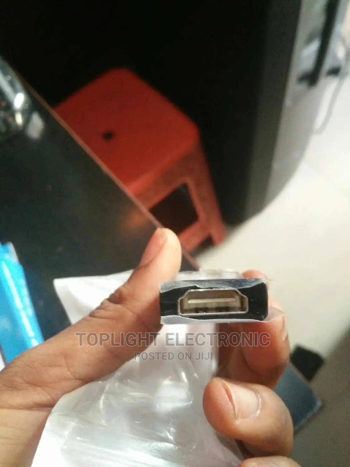 Display Port to HDMI