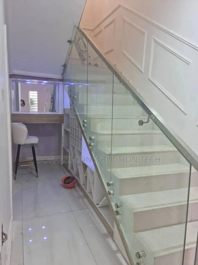 Frameless Glass Handrail