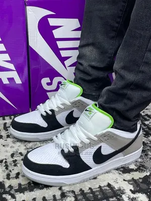 Nike Sb Dunk Low Chlorophyll